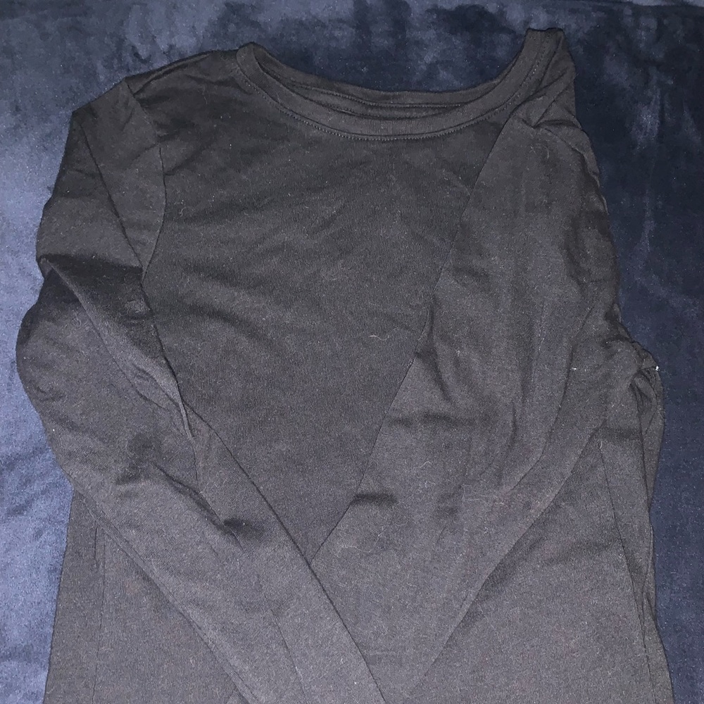 Black long sleeve tee for girls
